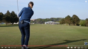 Jouer une balle basse eu golf